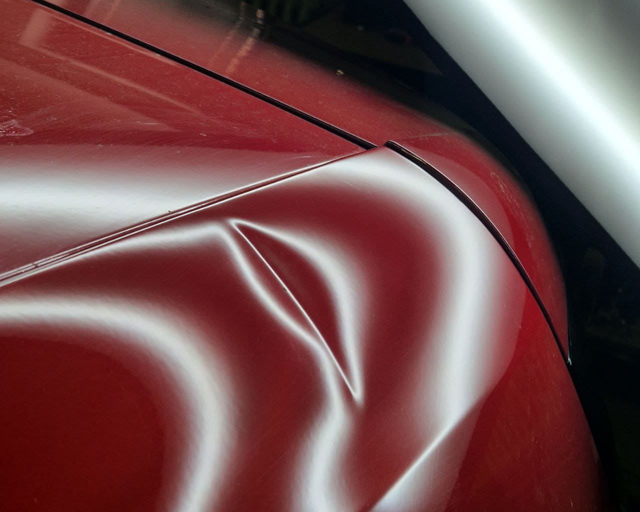 Kolik stojí oprava promáčklin bez lakování — ceník PDR 2025